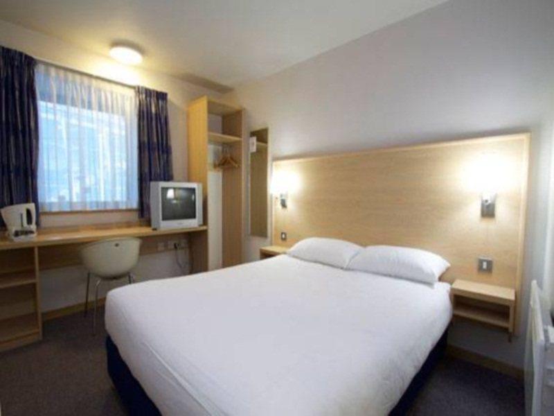 Travelodge Glasgow Airport Hotel Luaran gambar