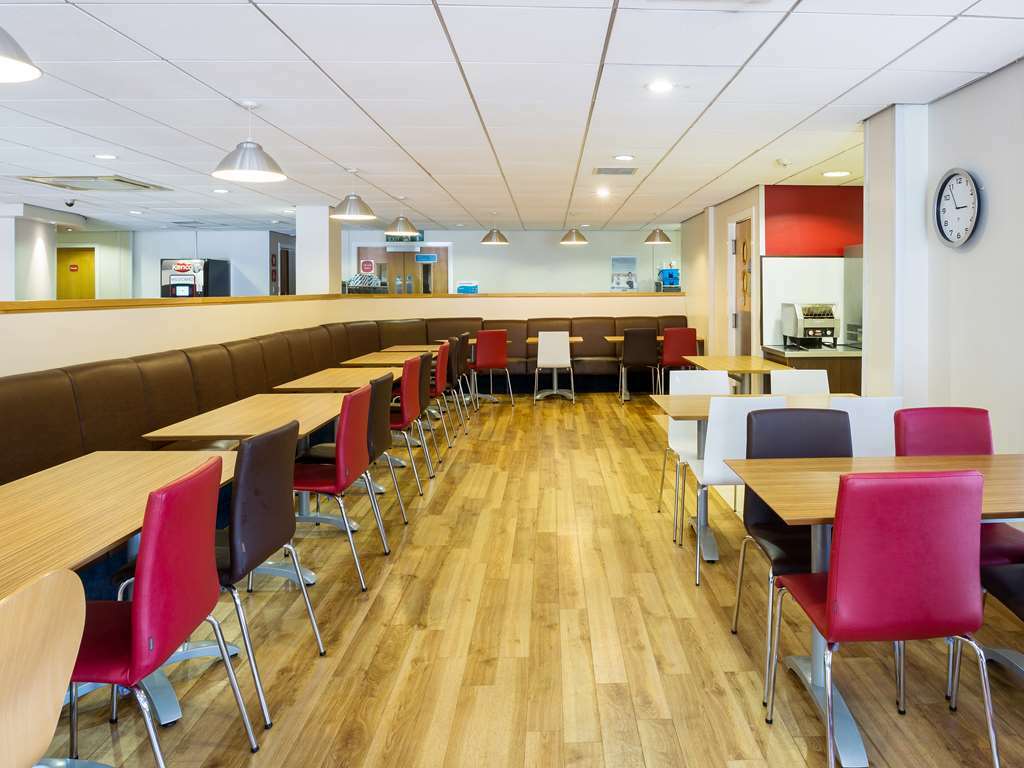 Travelodge Glasgow Airport Hotel Restoran gambar